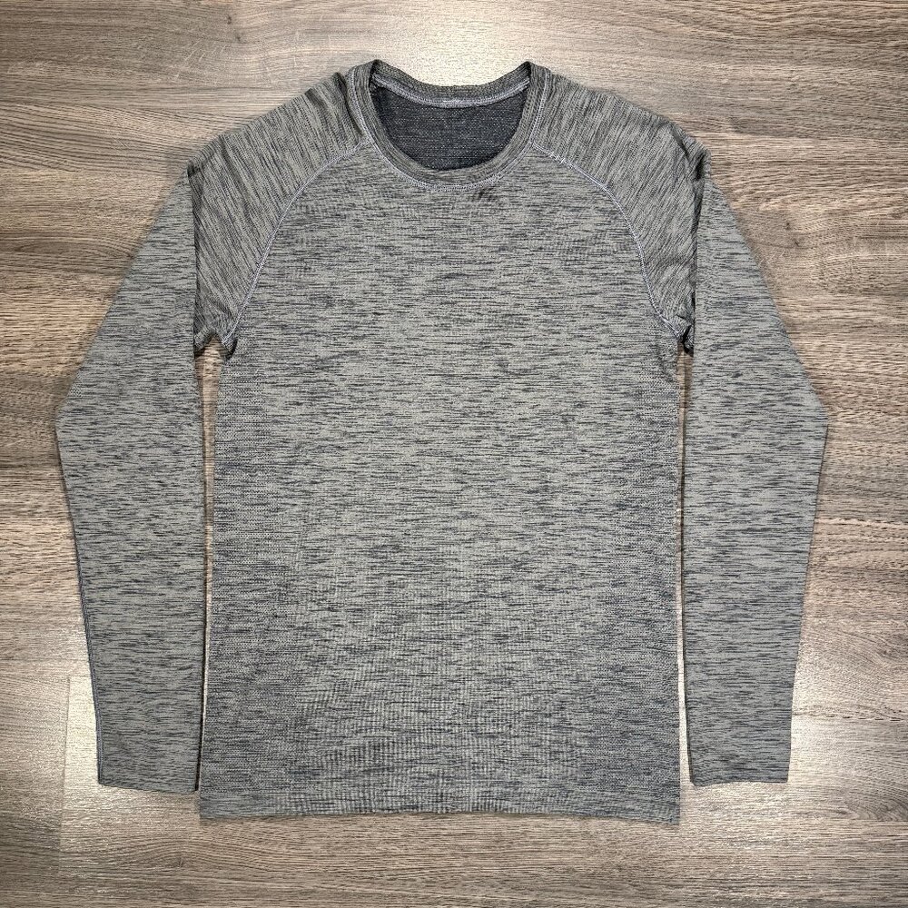 Lululemon Men's Metal Vent Tech Long Sleeve - Grey